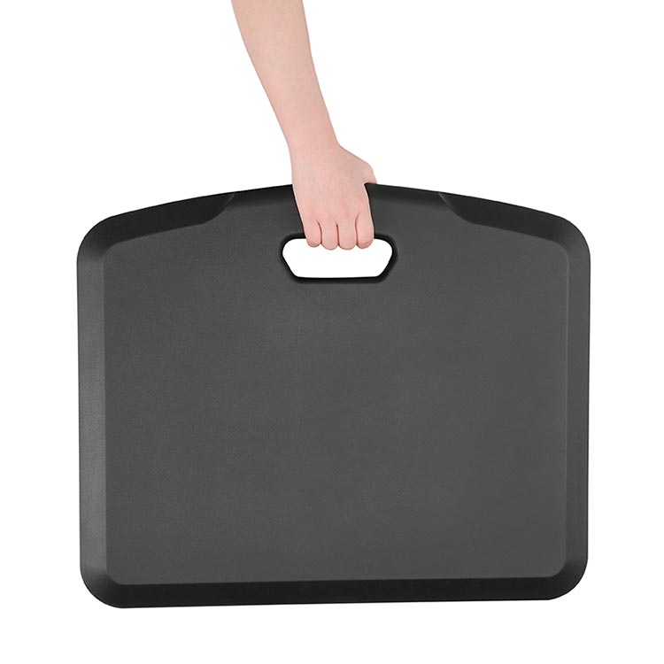 The Portable Economy Standing Mat is easy to carry.